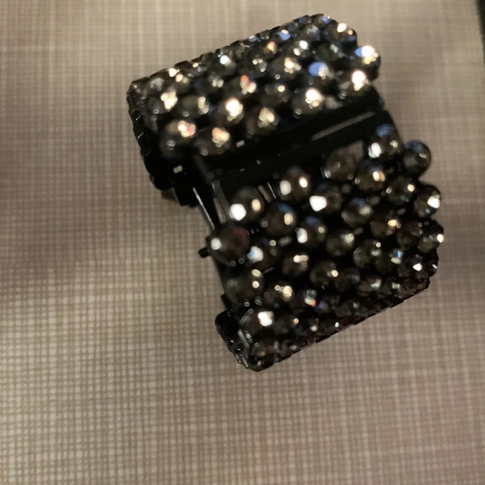 Bundle of 2 hair clips sparkly beautiful - Picture 8 of 10